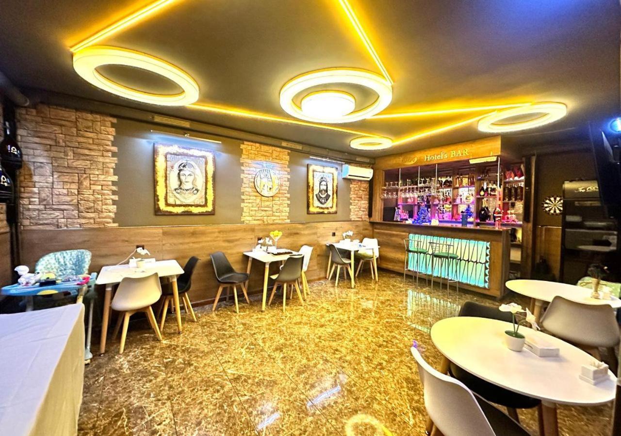 Nava Hotel Erévan Extérieur photo
